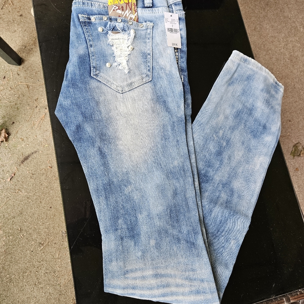 Jeans - Picture 2 of 2